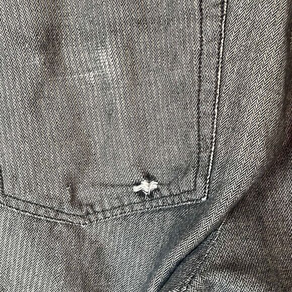 Calvin Klein Gray Men’s Slightly Distressed Jeans size 36 x 30 - Picture 5 of 9